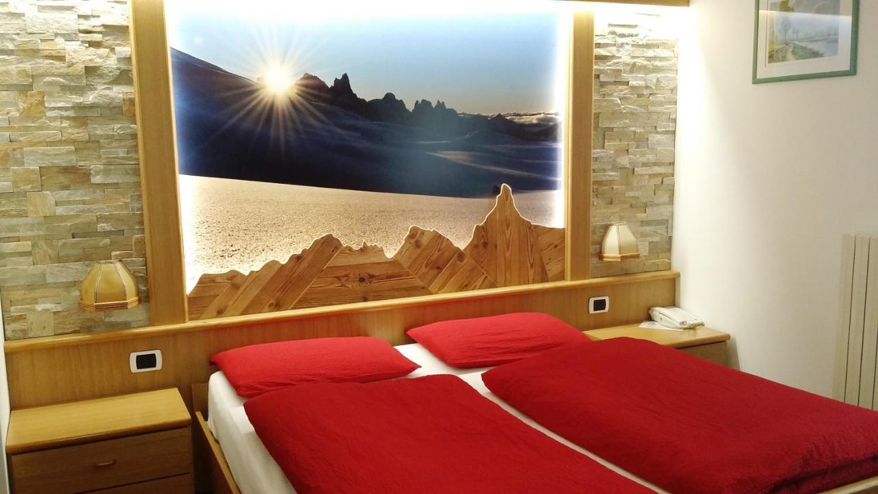 Rifugio Capanna Passo Valles Фалкаде Екстериор снимка
