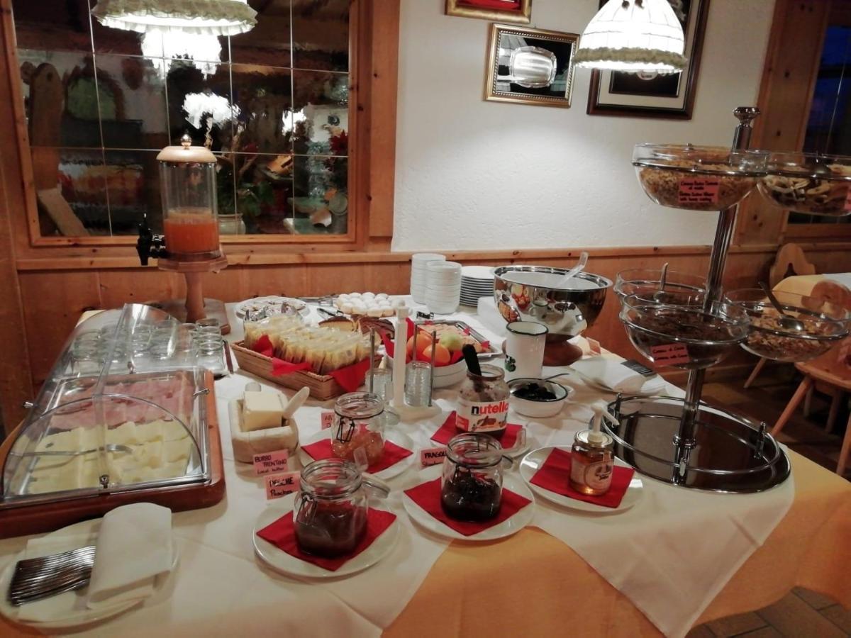 Rifugio Capanna Passo Valles Фалкаде Екстериор снимка
